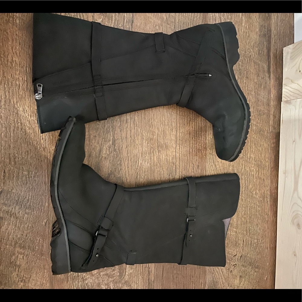 Teva De La Vina Tall 8.5 Black Boot